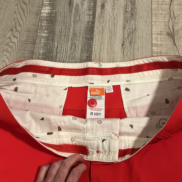 Puma Golf Shorts - Picture 4 of 11